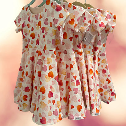 Vestido giratorio de corazones de San Valentín