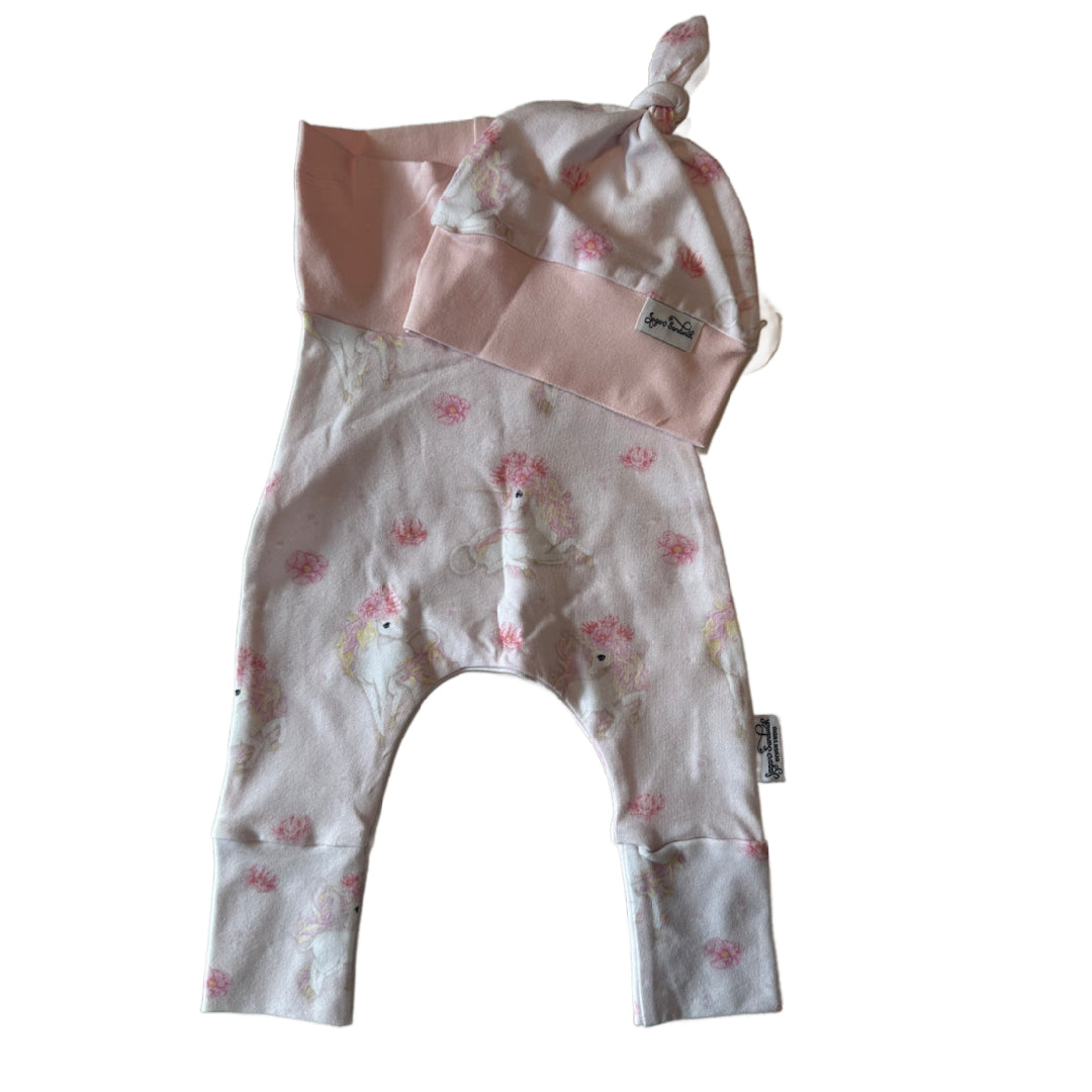 2-piece Set Pink Unicorn Grow Along® Harem Pants & Top Knot Hat