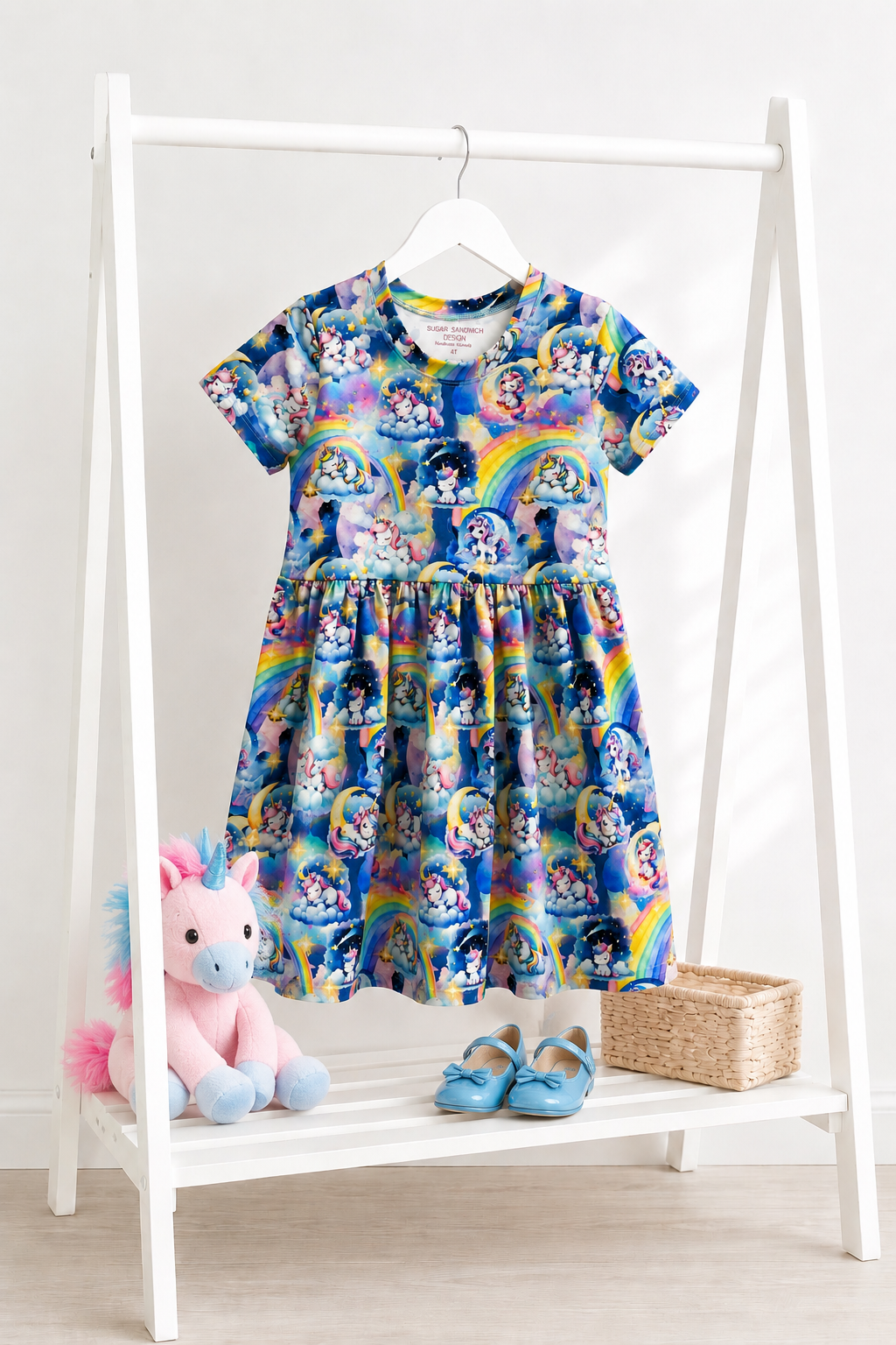 Blue Unicorn Short Sleeve Play Date Dress Stretch Knit m
