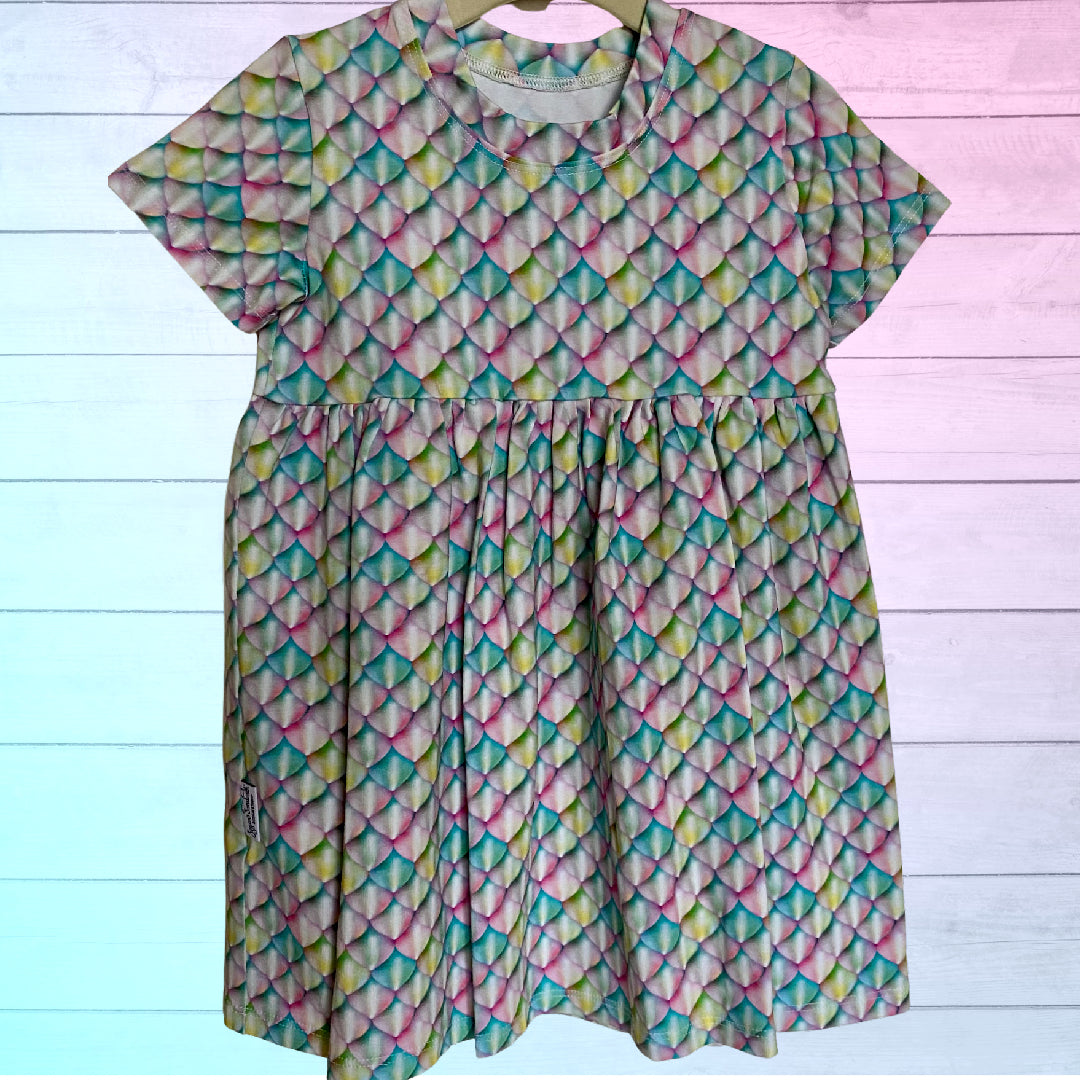 Robe de jeu à manches courtes et imprimé arc-en-ciel pastel, écailles de sirène, tricot extensible