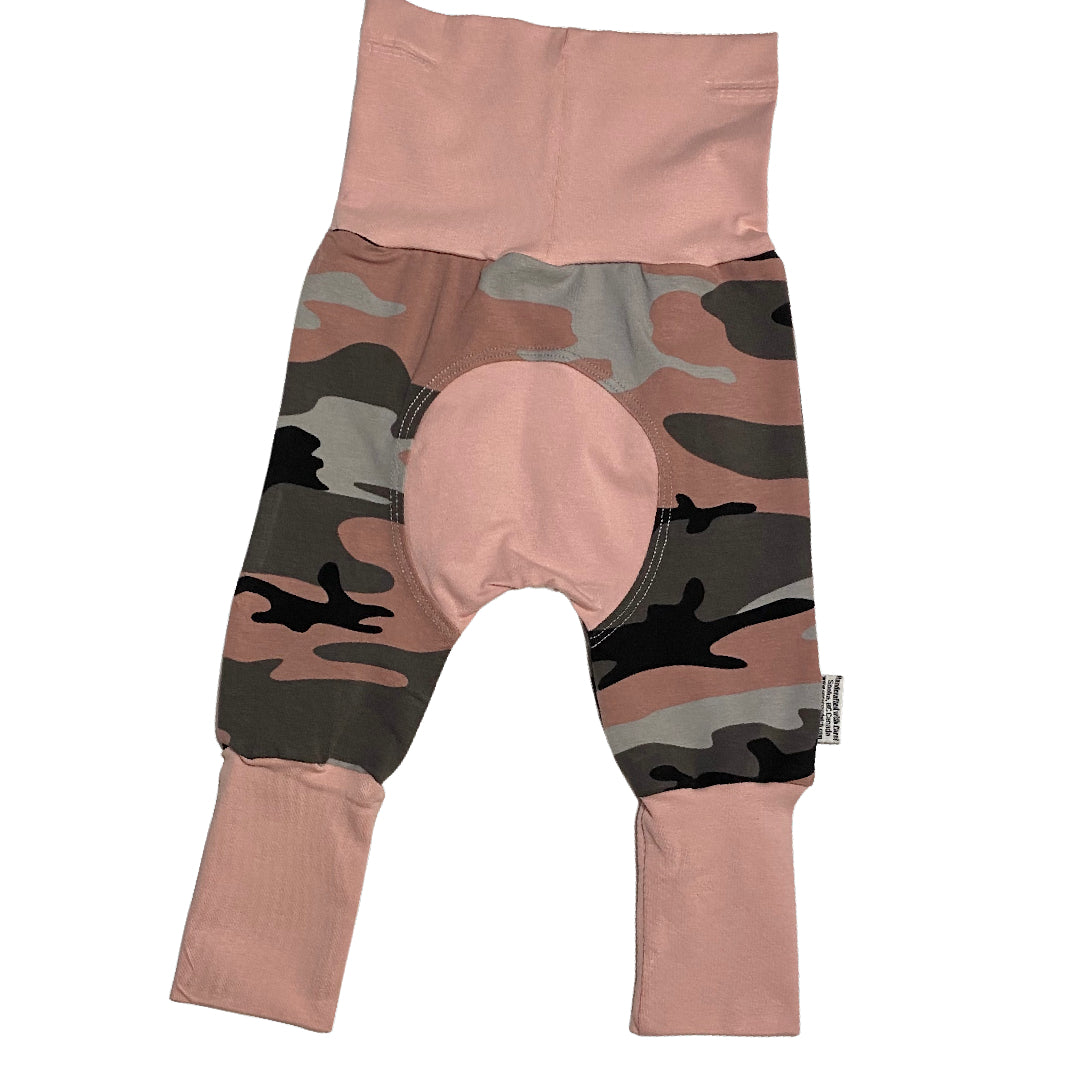 VENTE DE DÉGAGEMENT Pantalon à imprimé camouflage rose Camo Maxi Taille 1-3T - Grow Along Babywear®