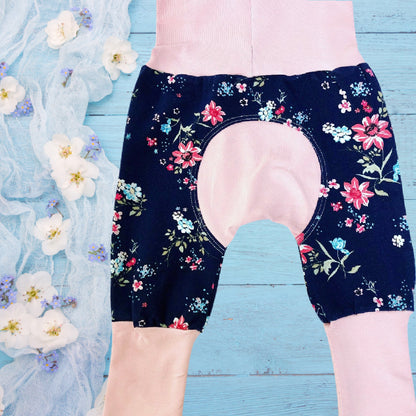 DÉGAGEMENT Pantalon Grow Along® en coton biologique à imprimé floral rose marine taille 3-12 mois