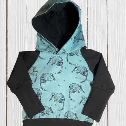 Pull à capuche en coton biologique non genré Armadillo Sarcelle Noir Grow Along Babywear®